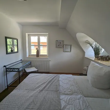 Haus *